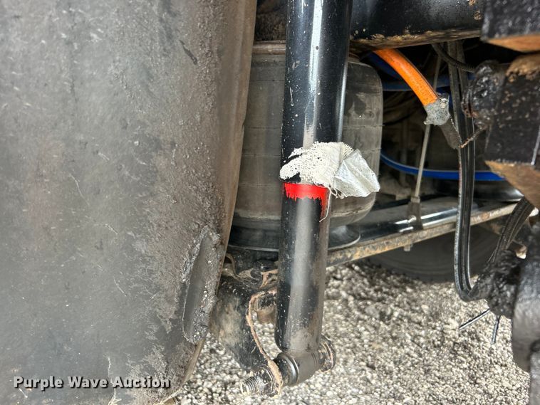 image for item EG0840 2011 Ford F750 Super Duty  railroad inspection truck