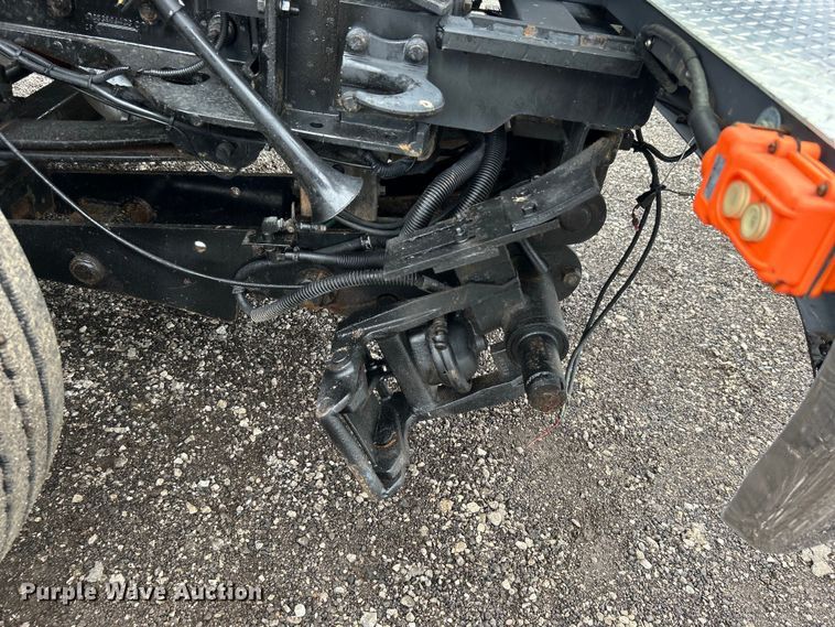 image for item EG0840 2011 Ford F750 Super Duty  railroad inspection truck