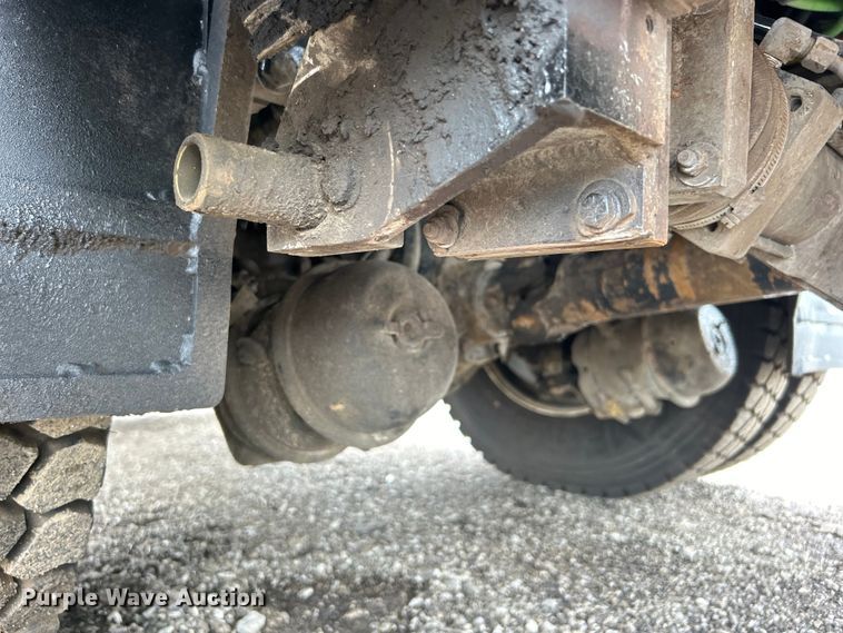 image for item EG0840 2011 Ford F750 Super Duty  railroad inspection truck