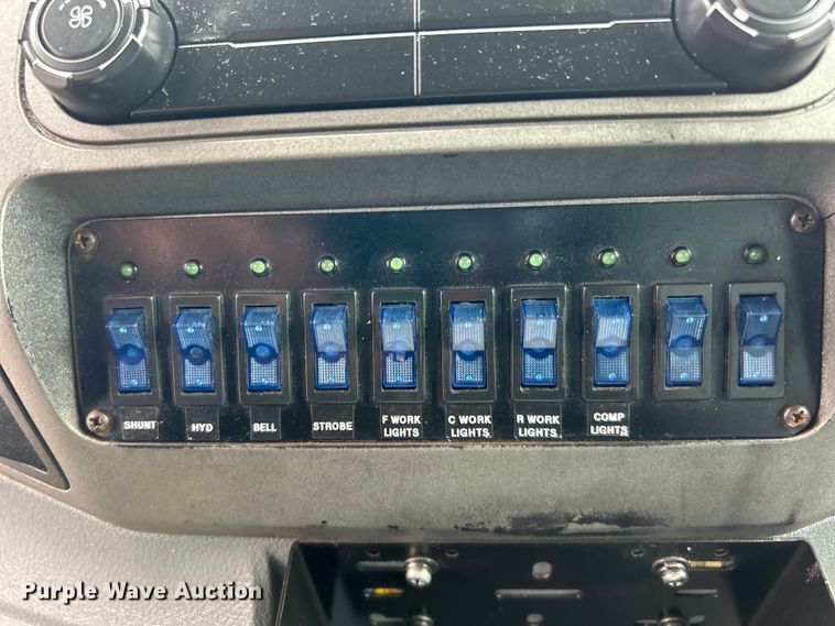 image for item EG0840 2011 Ford F750 Super Duty  railroad inspection truck