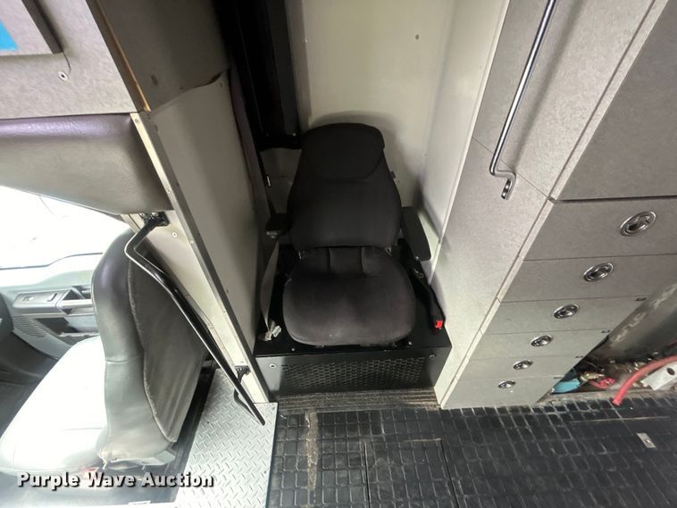 image for item EG0840 2011 Ford F750 Super Duty  railroad inspection truck