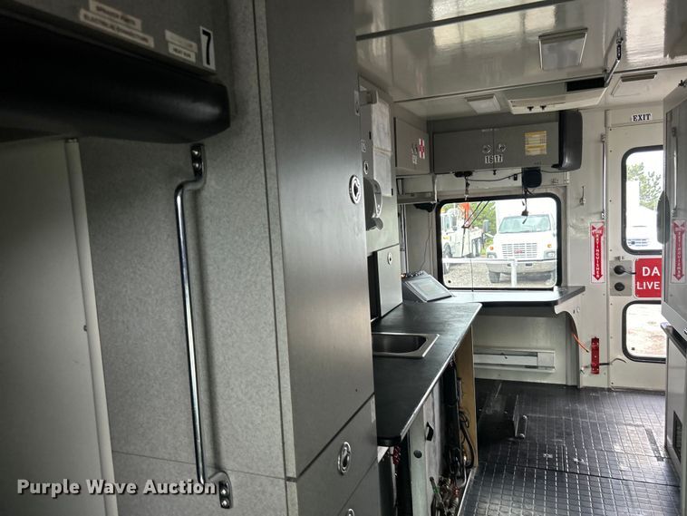 image for item EG0840 2011 Ford F750 Super Duty  railroad inspection truck