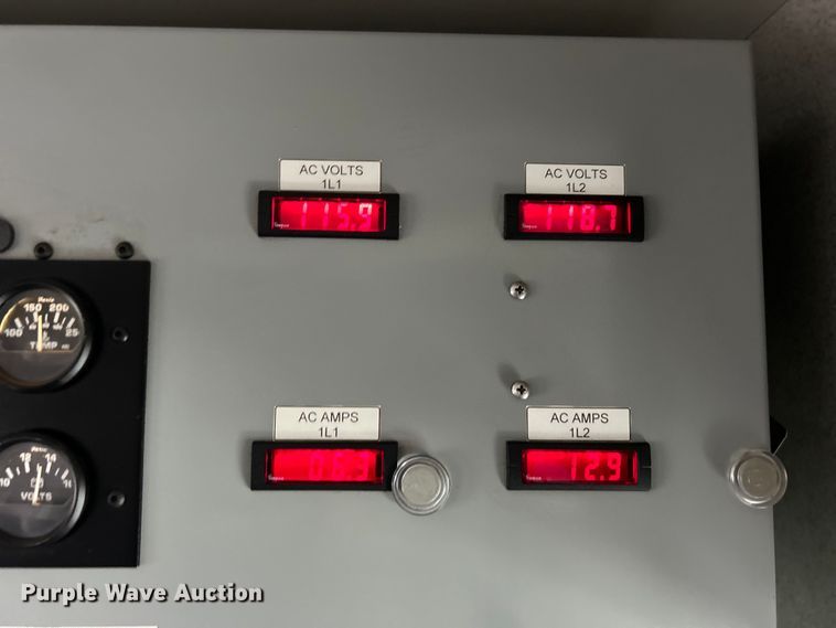 image for item EG0840 2011 Ford F750 Super Duty  railroad inspection truck