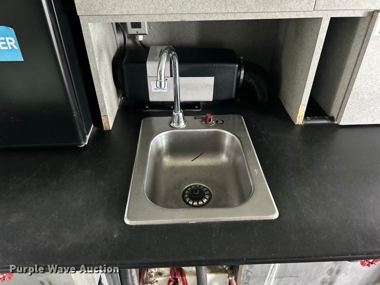 image for item EG0840 2011 Ford F750 Super Duty  railroad inspection truck