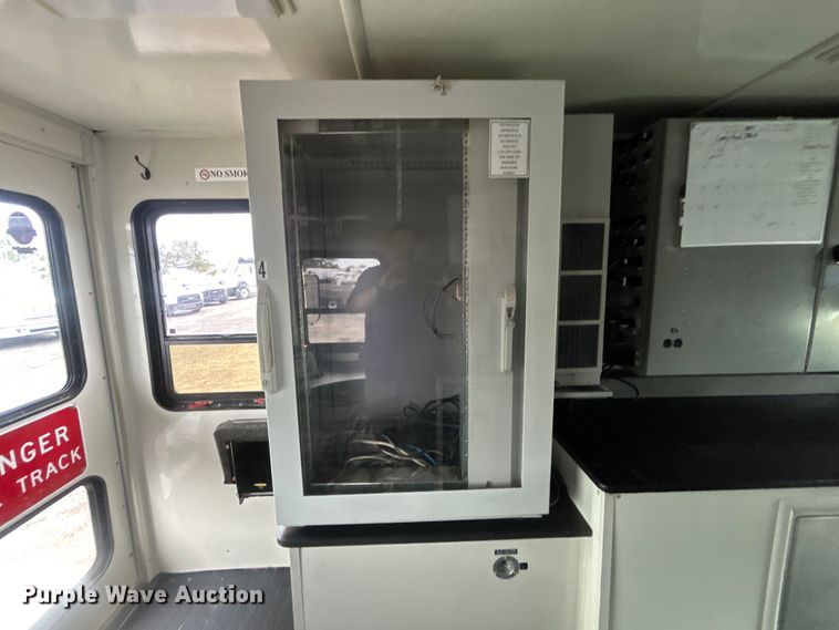 image for item EG0840 2011 Ford F750 Super Duty  railroad inspection truck