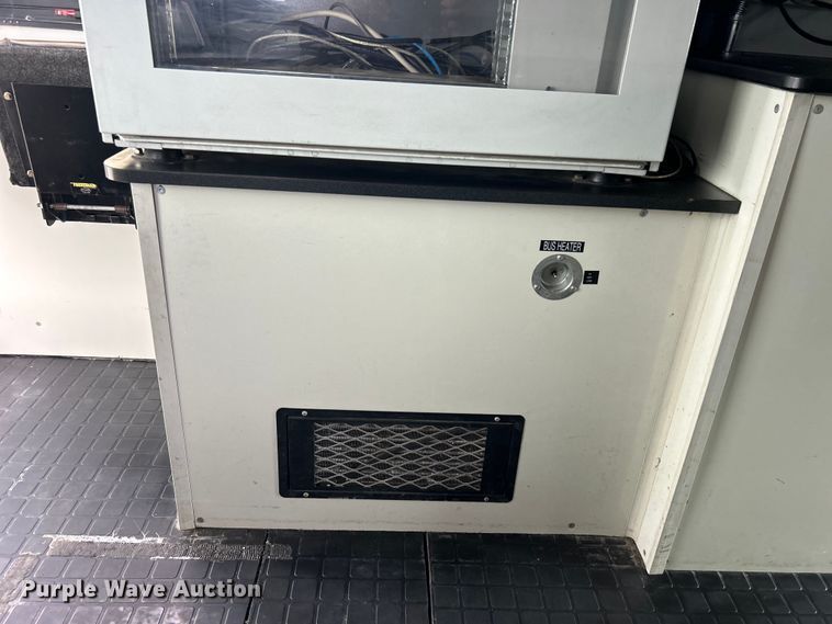 image for item EG0840 2011 Ford F750 Super Duty  railroad inspection truck