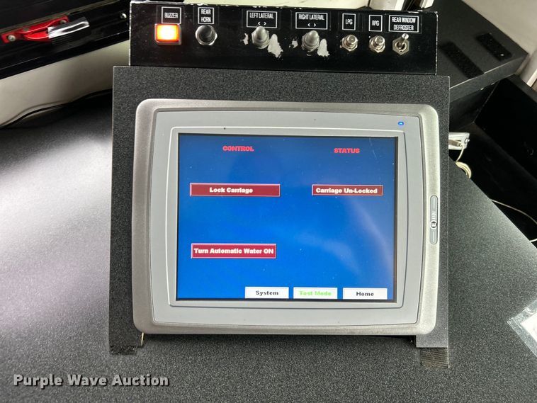 image for item EG0840 2011 Ford F750 Super Duty  railroad inspection truck