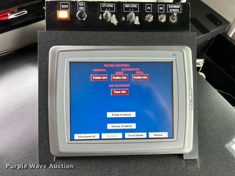 image for item EG0840 2011 Ford F750 Super Duty  railroad inspection truck