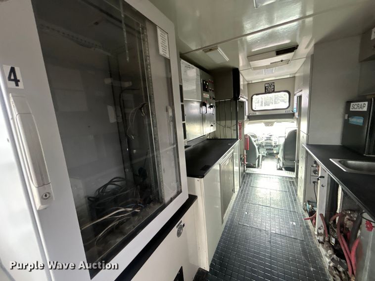 image for item EG0840 2011 Ford F750 Super Duty  railroad inspection truck