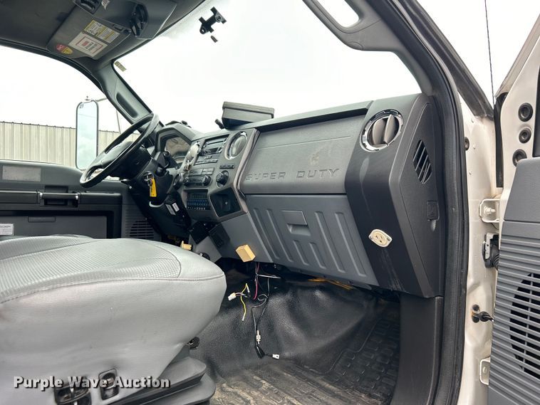 image for item EG0840 2011 Ford F750 Super Duty  railroad inspection truck