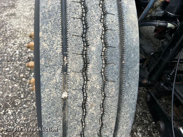 image for item EG0840 2011 Ford F750 Super Duty  railroad inspection truck