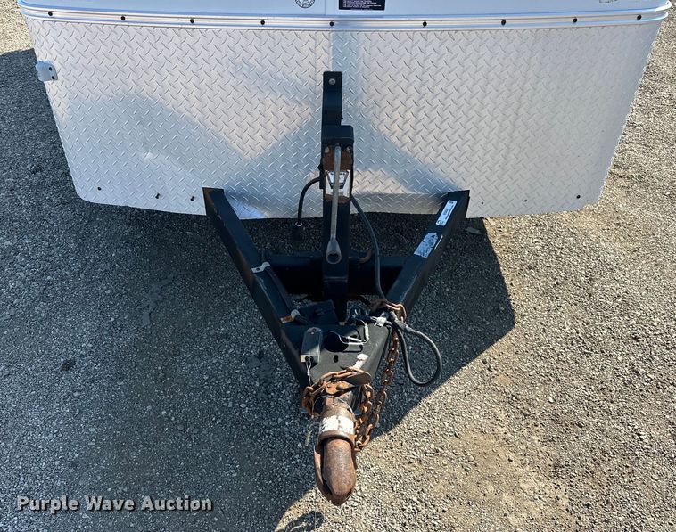 image for item EG0847 2003 H&H  enclosed cargo trailer