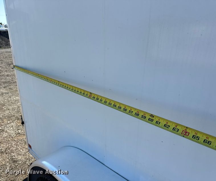 image for item EG0847 2003 H&H  enclosed cargo trailer