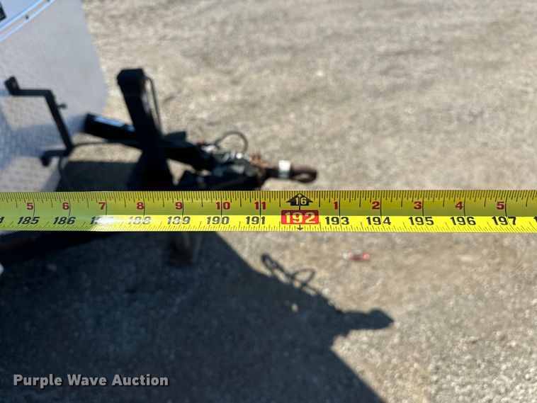 image for item EG0847 2003 H&H  enclosed cargo trailer