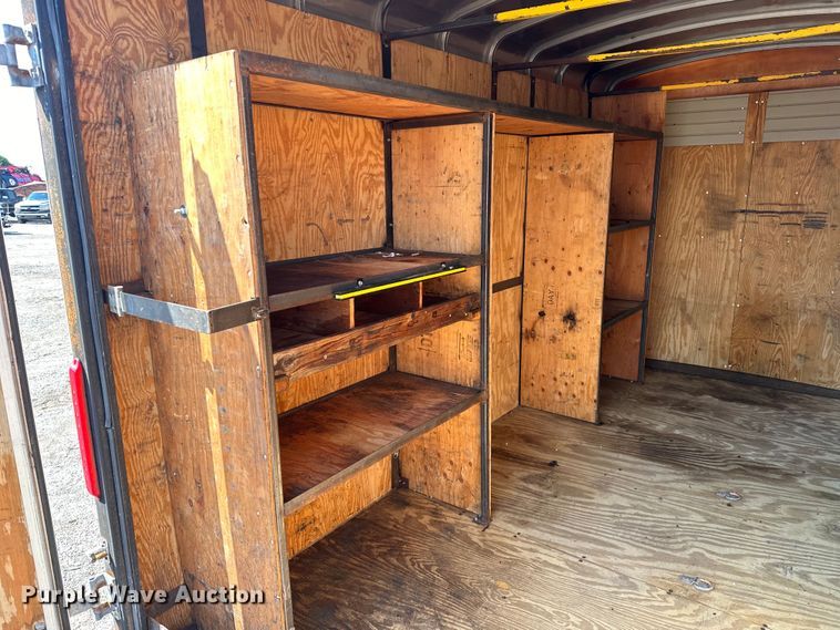 image for item EG0847 2003 H&H  enclosed cargo trailer