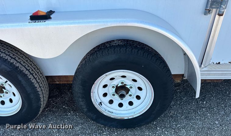 image for item EG0847 2003 H&H  enclosed cargo trailer