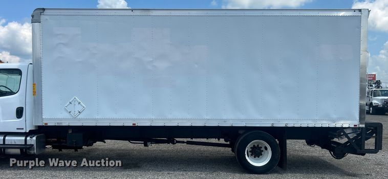 image for item EG0866 2009 Freightliner Business Class M2 box truck