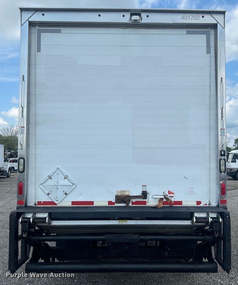 image for item EG0866 2009 Freightliner Business Class M2 box truck