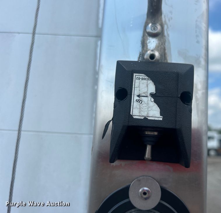 image for item EG0866 2009 Freightliner Business Class M2 box truck