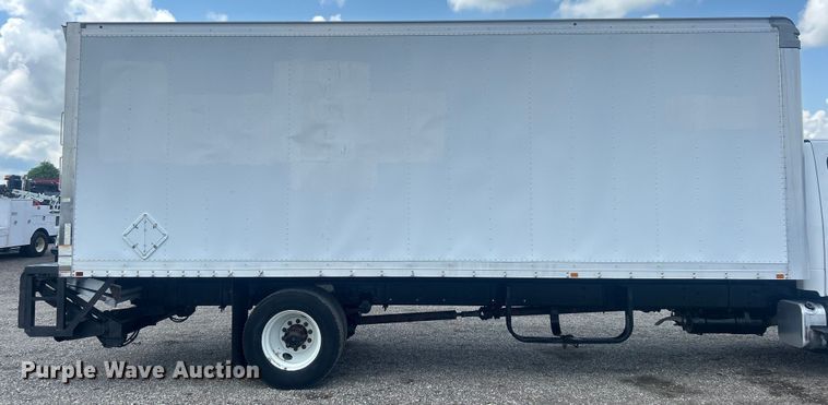 image for item EG0866 2009 Freightliner Business Class M2 box truck