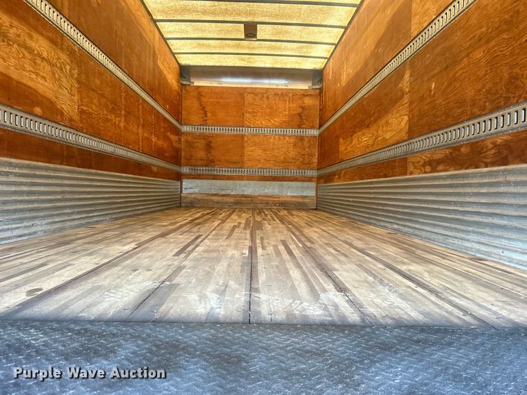 image for item EG0866 2009 Freightliner Business Class M2 box truck