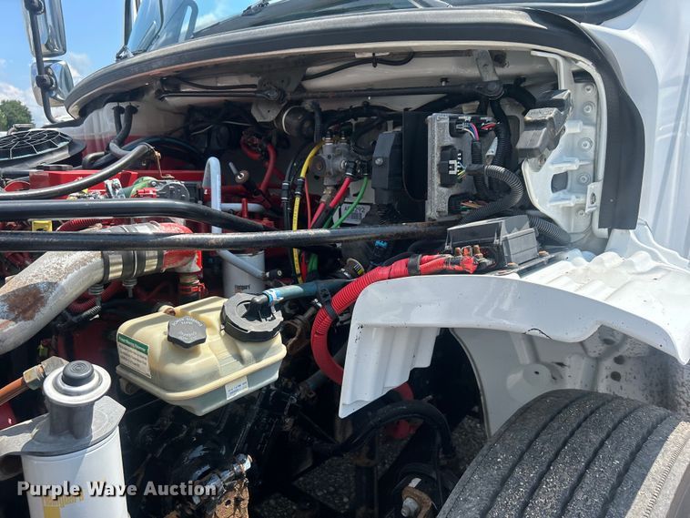 image for item EG0866 2009 Freightliner Business Class M2 box truck