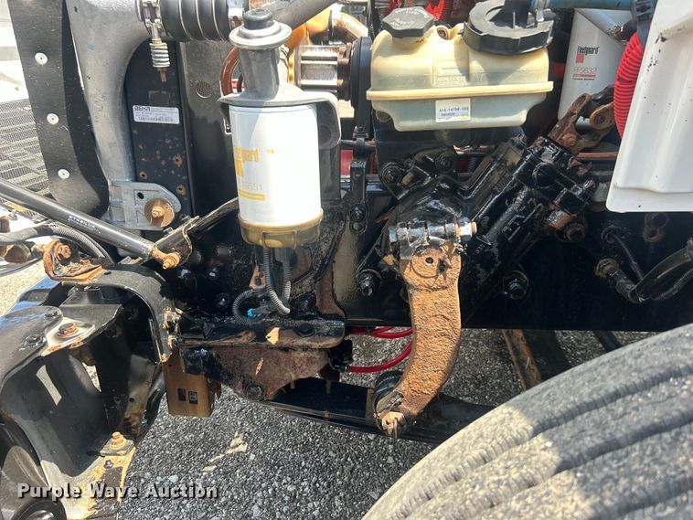 image for item EG0866 2009 Freightliner Business Class M2 box truck