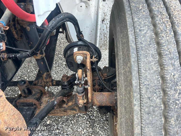 image for item EG0866 2009 Freightliner Business Class M2 box truck