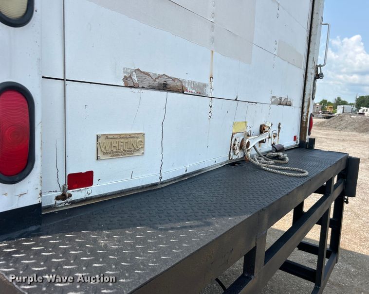 image for item EG0881 2006 Ford F650 Super Duty  box truck