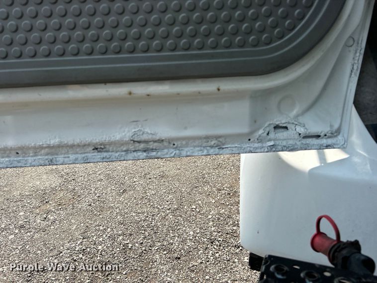 image for item EG0881 2006 Ford F650 Super Duty  box truck