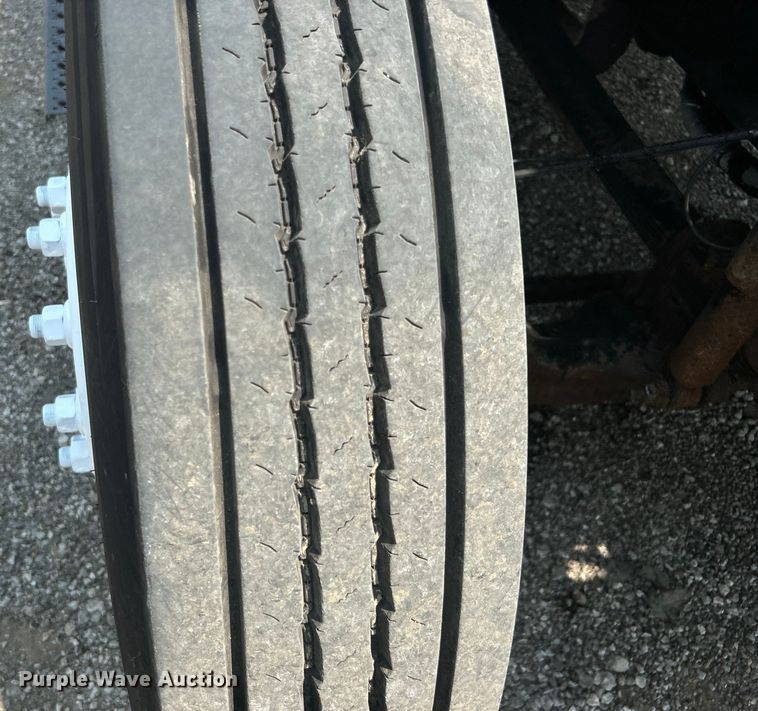 image for item EG0881 2006 Ford F650 Super Duty  box truck