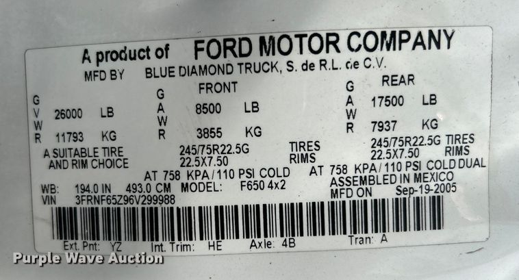 image for item EG0881 2006 Ford F650 Super Duty  box truck