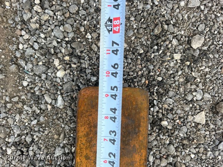 image for item EG0887 2005 Moffett  M5500 forklift