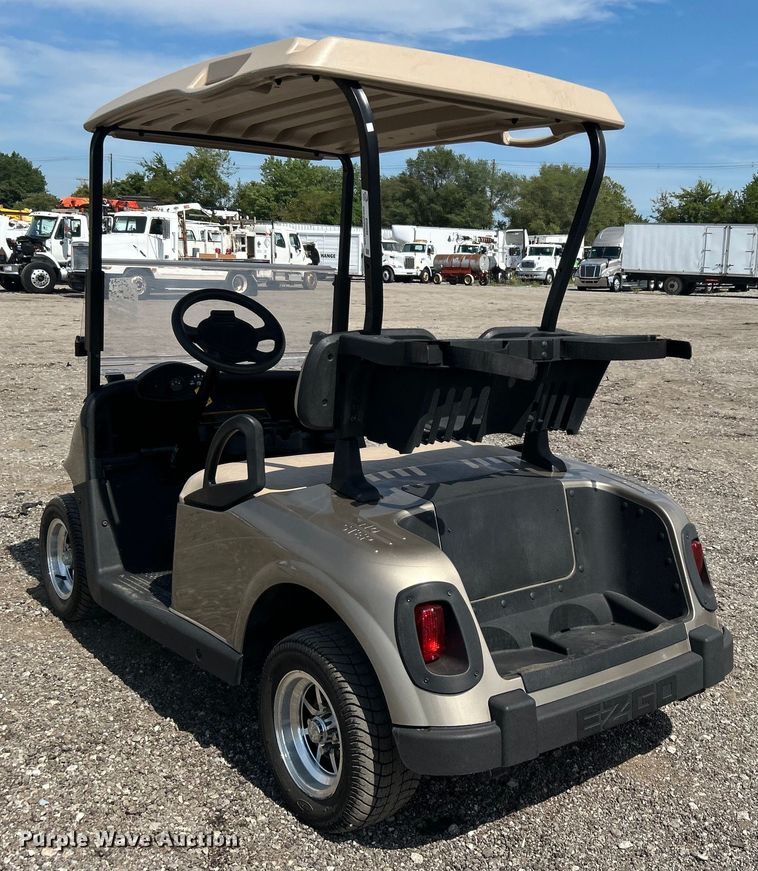 image for item EG0894 2013 EZ-Go RXV golf cart