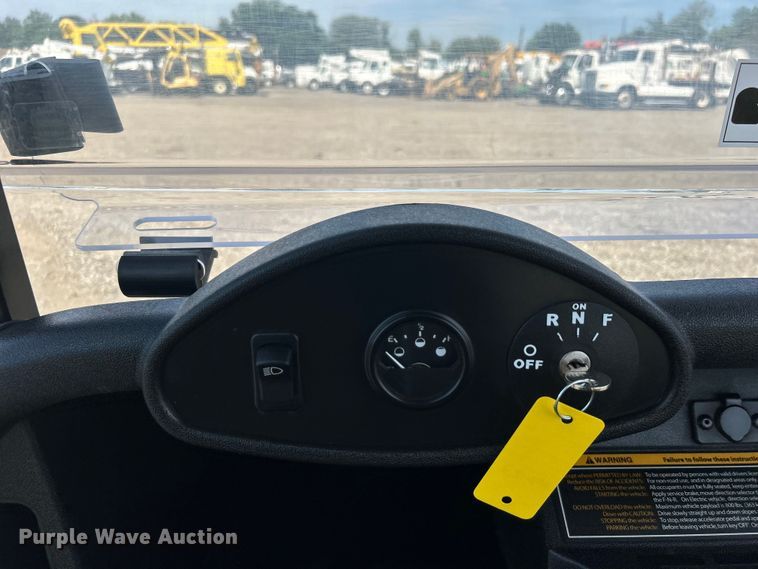 image for item EG0894 2013 EZ-Go RXV golf cart