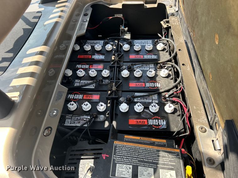 image for item EG0894 2013 EZ-Go RXV golf cart