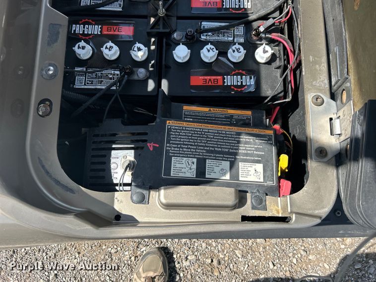 image for item EG0894 2013 EZ-Go RXV golf cart