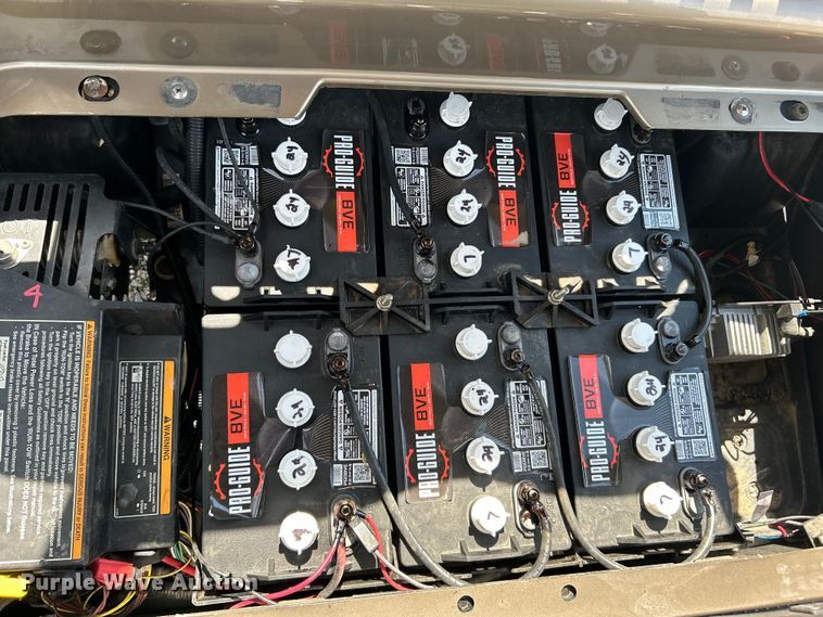 image for item EG0894 2013 EZ-Go RXV golf cart