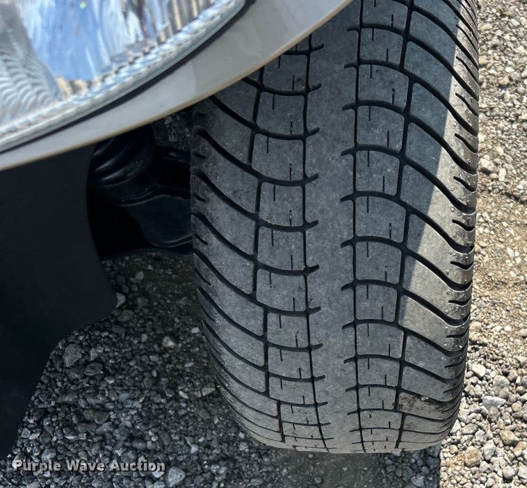 image for item EG0894 2013 EZ-Go RXV golf cart