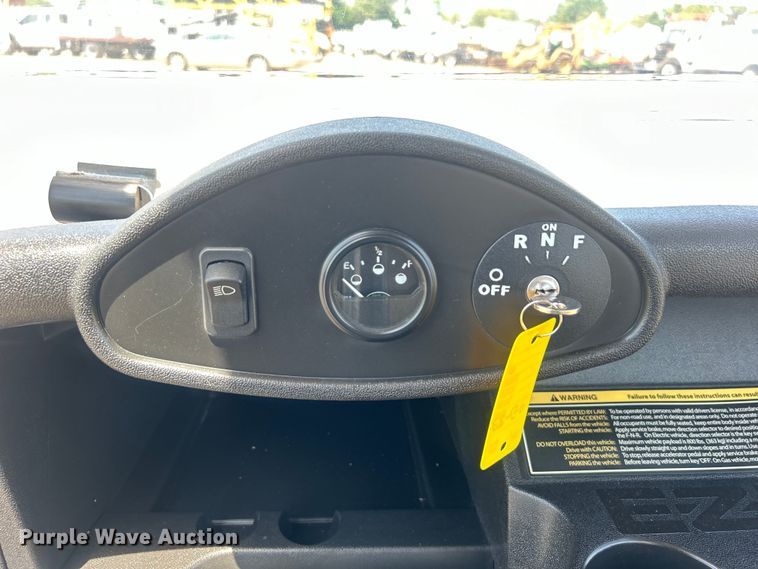 image for item EG0896 2013 EZ-Go RXV golf cart