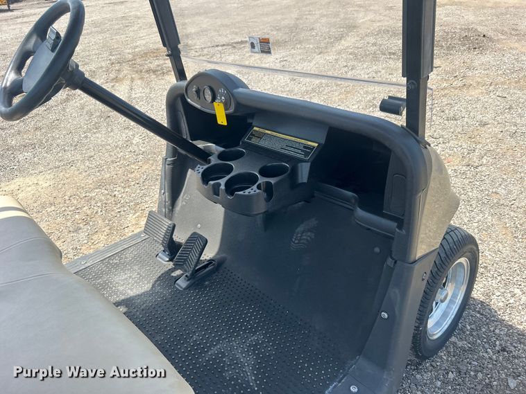 image for item EG0896 2013 EZ-Go RXV golf cart