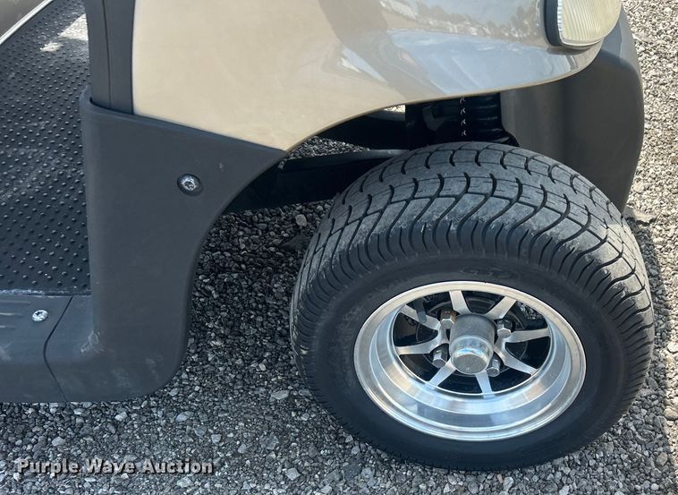 image for item EG0896 2013 EZ-Go RXV golf cart