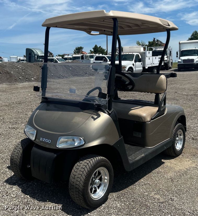 image for item EG0898 2013 EZ-Go RXV golf cart