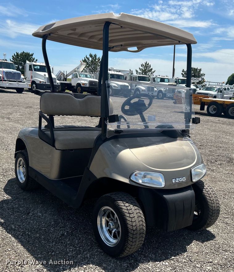 image for item EG0898 2013 EZ-Go RXV golf cart