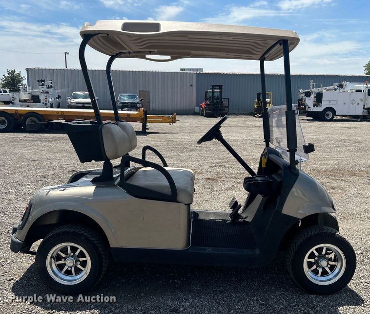 image for item EG0898 2013 EZ-Go RXV golf cart