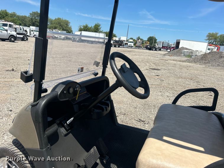 image for item EG0898 2013 EZ-Go RXV golf cart