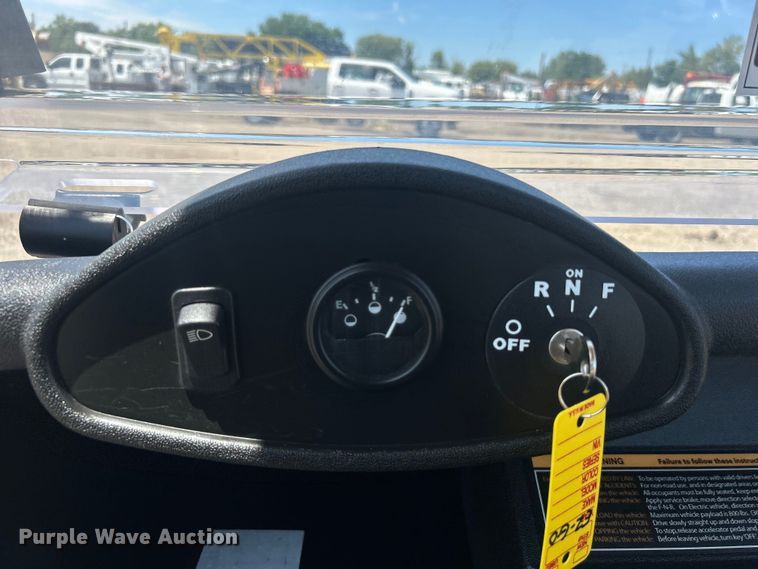 image for item EG0898 2013 EZ-Go RXV golf cart