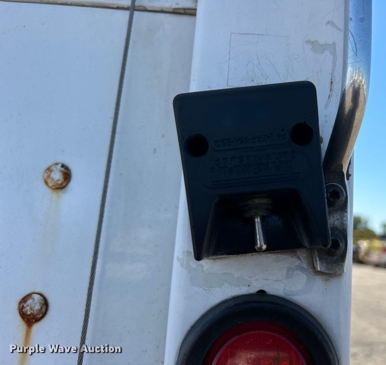 image for item EG0905 2010 Freightliner  Business Class M2 box truck