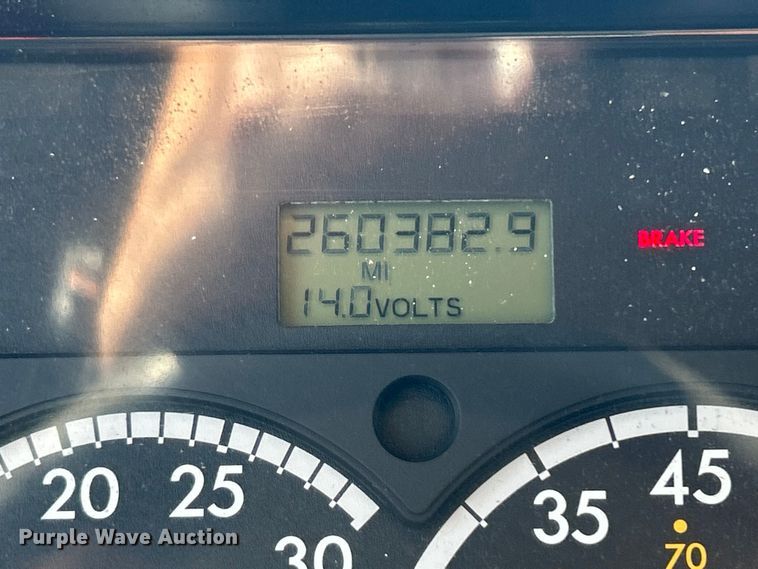 image for item EG0905 2010 Freightliner  Business Class M2 box truck