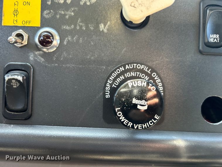 image for item EG0905 2010 Freightliner  Business Class M2 box truck